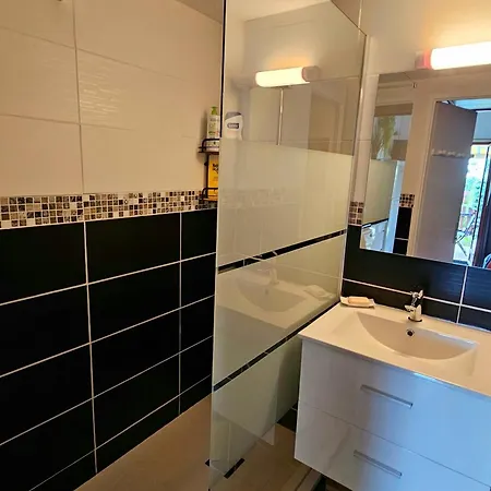 Charmante Maisonnette A Avec Piscine, Tennis Et Proche Plages - Fr-1-550-82 * Saint-Palais-sur-Mer