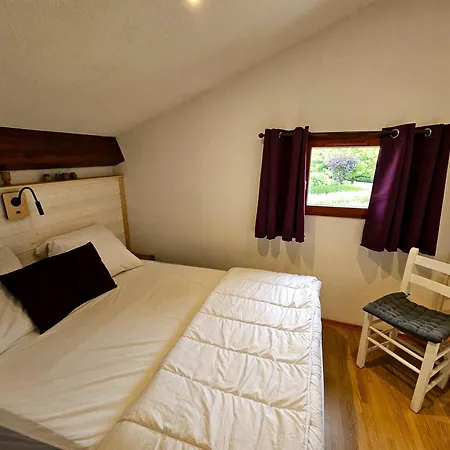 Charmante Maisonnette A Avec Piscine, Tennis Et Proche Plages - Fr-1-550-82