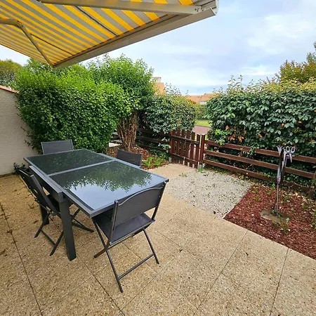 Appartement Charmante Maisonnette A Avec Piscine, Tennis Et Proche Plages - Fr-1-550-82 Saint-Palais-sur-Mer